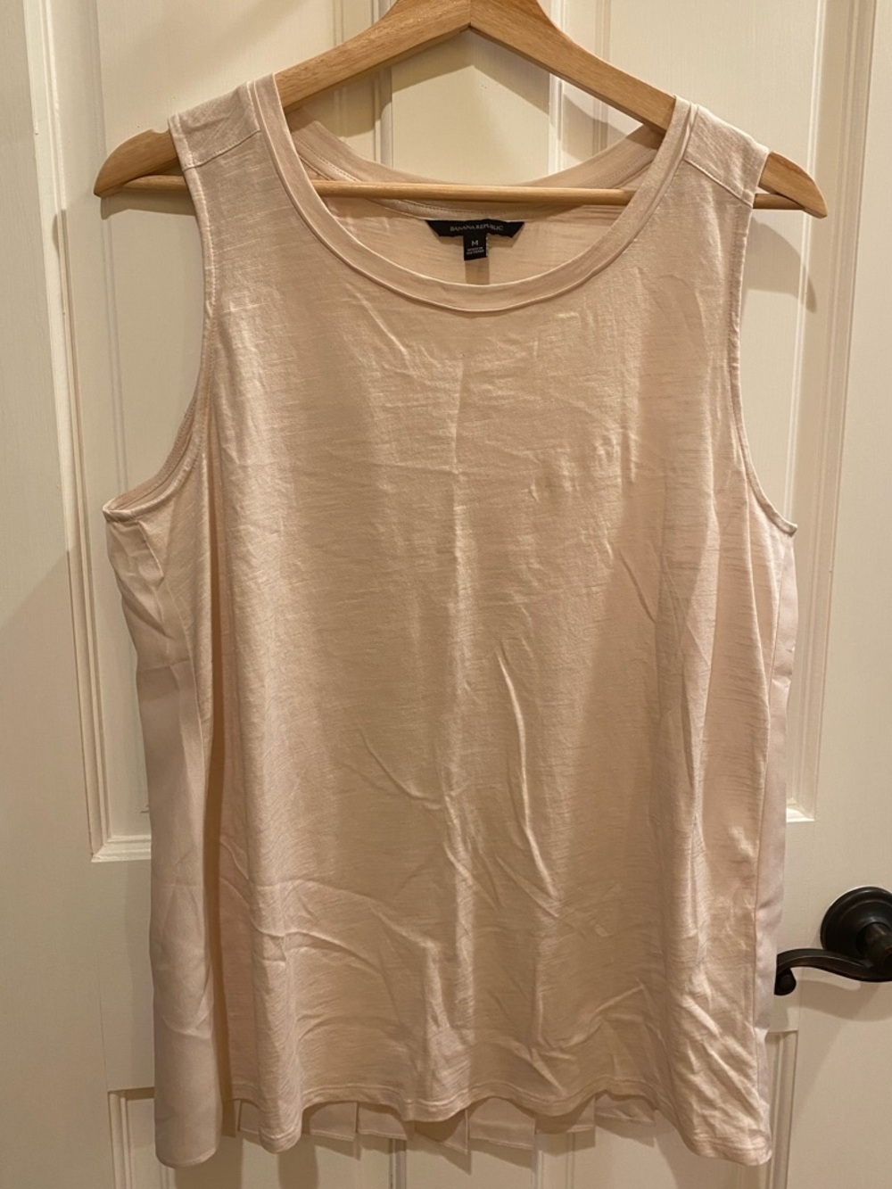 Banana Republic light pink tank, women’s medium